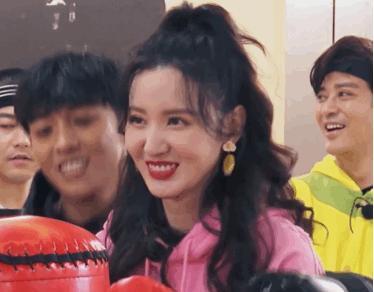 人在娱乐圈吃瓜